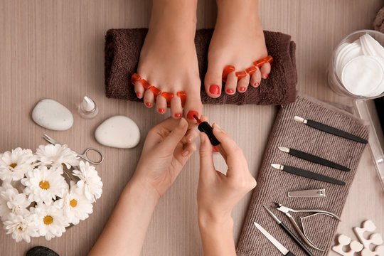 VLCC Detan pedicure